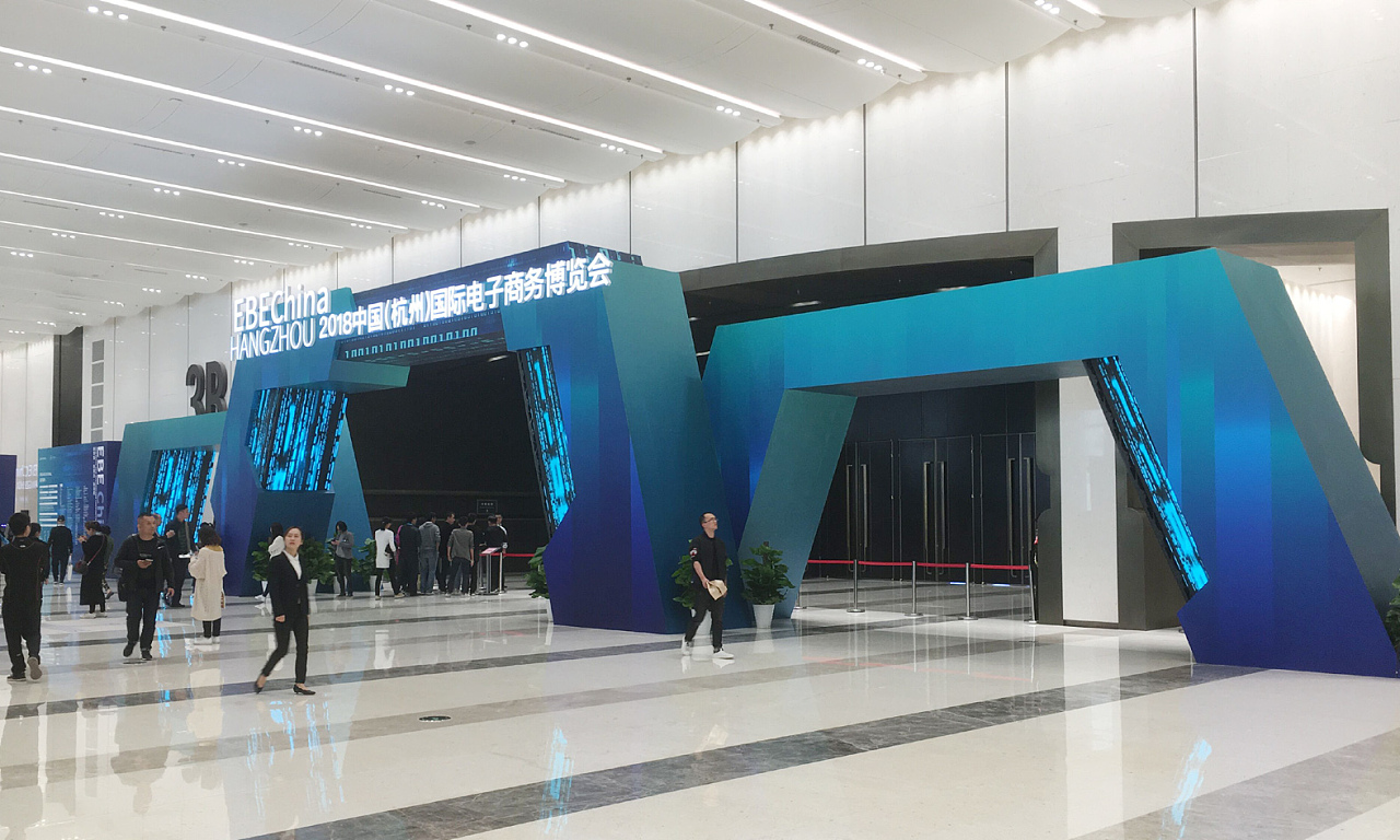 探索專業(yè)會(huì)議與展覽服務(wù) 以3D MAX源文件為核心的門頭設(shè)計(jì)、美陳與活動(dòng)發(fā)布全案解析